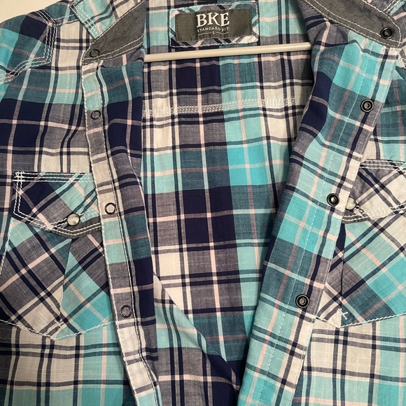 BKE men’s short sleeve button down large flannel - Picture 2 of 3
